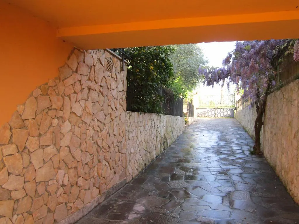 Bed & Breakfast B&B Al Calcandola Sarzana Italia
