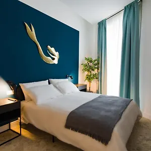 bnb-naos.hotels-amalfi.com/